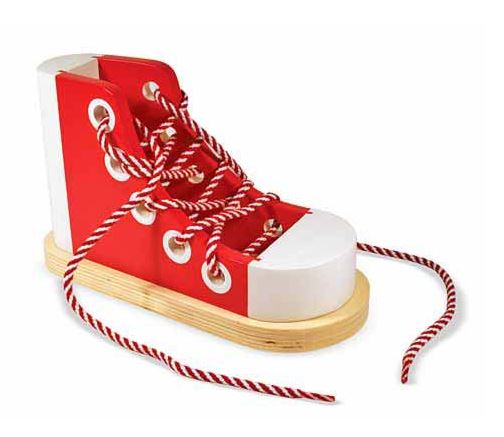 CHAUSSURE EN BOIS AVEC LACETS SOULIER LACER B B Jouets de